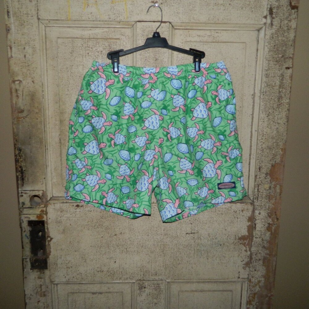 Vineyard Vines Sea Turtle Swim Trunks Sz L (U-32)